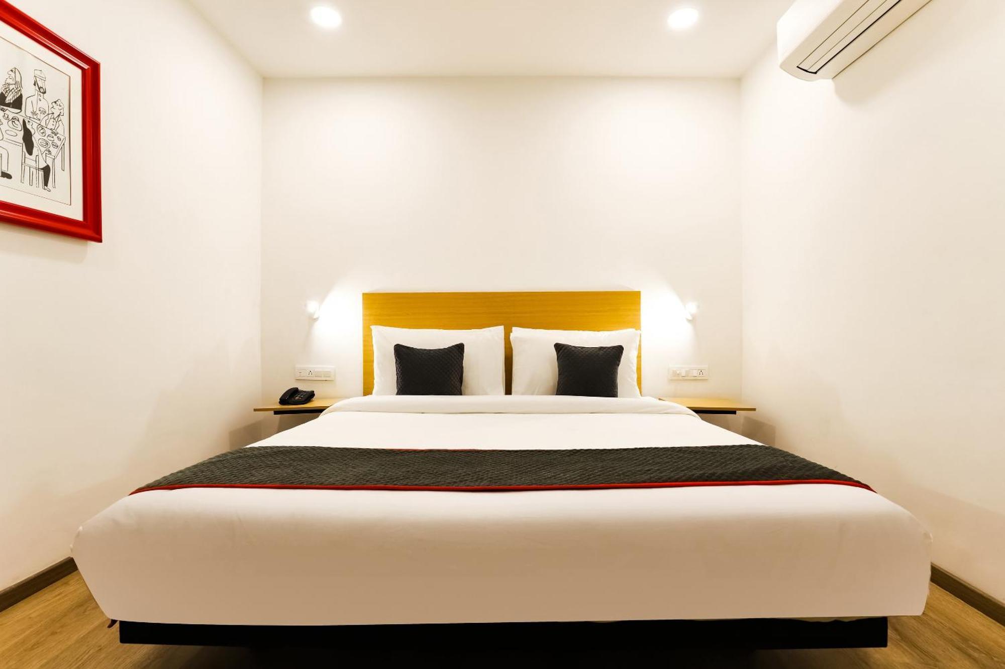 Townhouse Prithvi Resort Near Phoenix Palassio Lucknow Ngoại thất bức ảnh