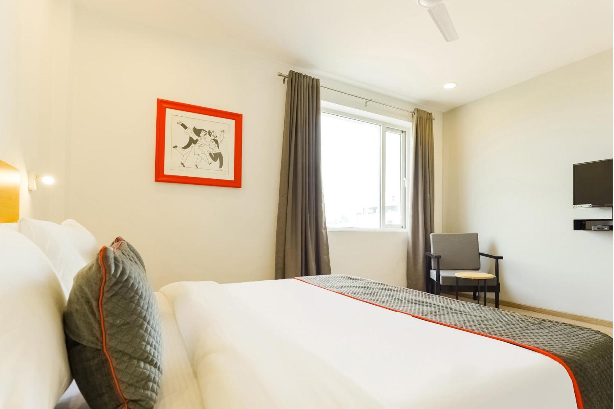 Townhouse Prithvi Resort Near Phoenix Palassio Lucknow Ngoại thất bức ảnh